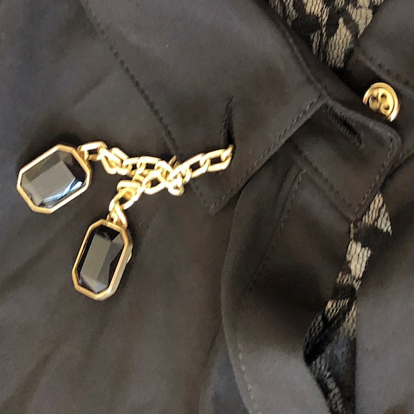 3/$25 🆕MNK Lace Cut Out Long Sleeve Collar Blouse - Picture 8 of 9